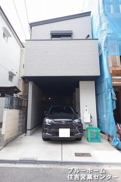 3LDK house in Suminoe Ward, Osaka - Photo 1
