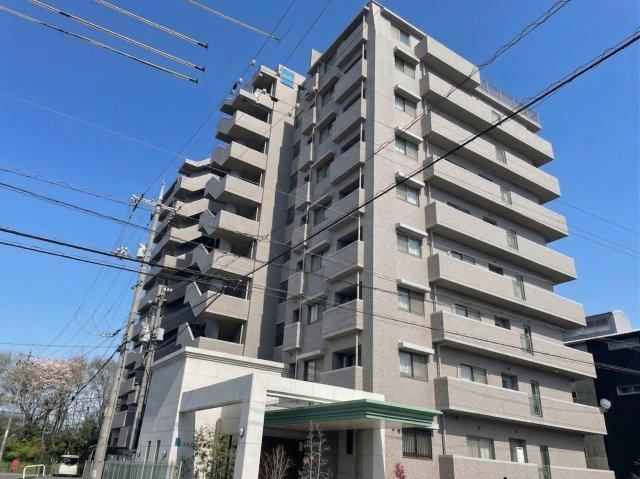 4LDK apartment in Onomichi, Hiroshima - Photo 1