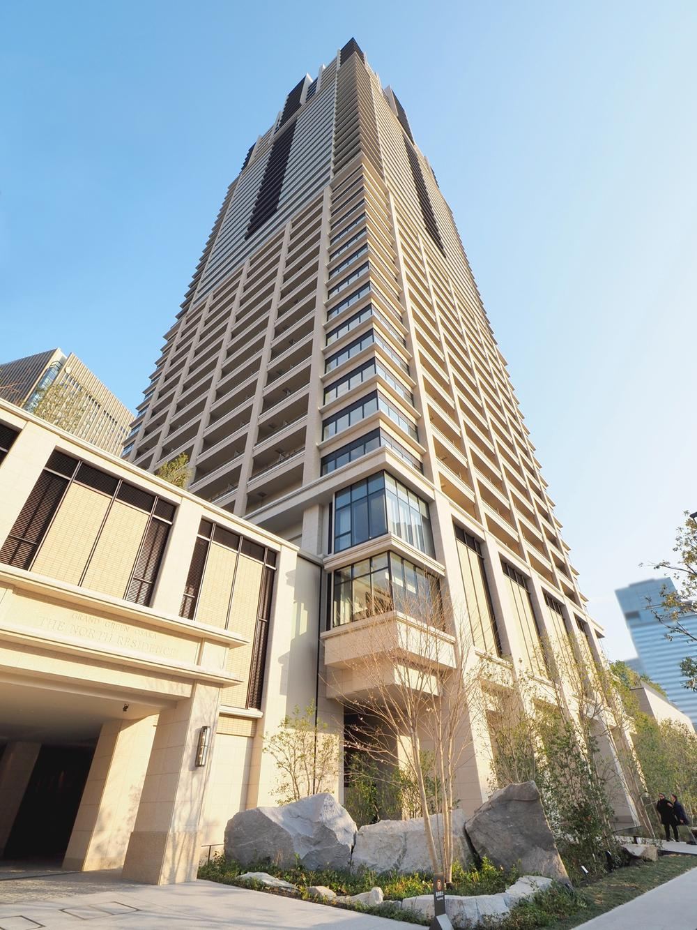 1LDK apartment in Kita Ward, Osaka - Photo 1