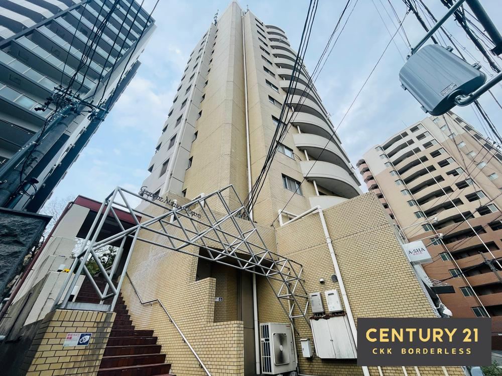 3LDK apartment in Tempaku Ward, Nagoya, Aichi - Photo 1