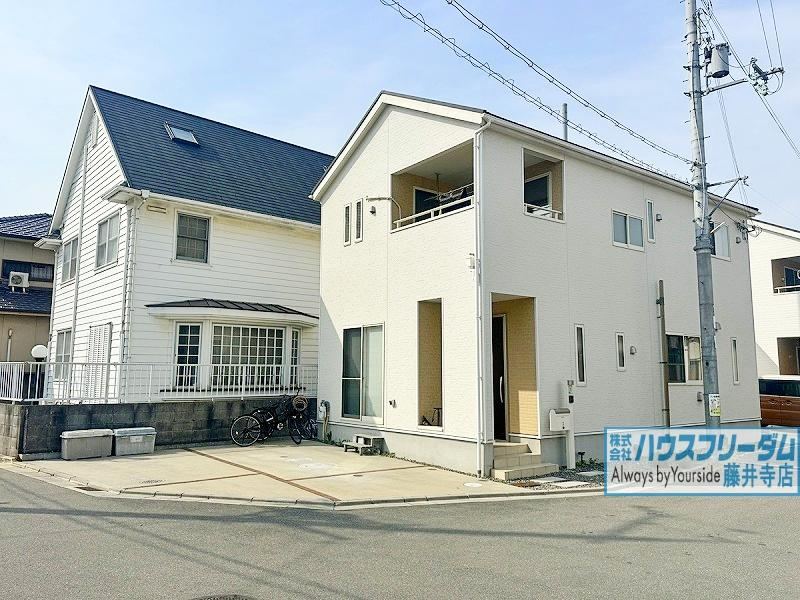 4LDK house in Habikino, Osaka - Photo 1
