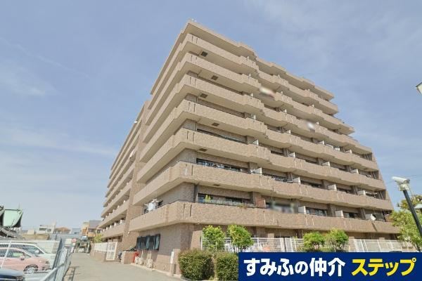 3LDK apartment in Konohana Ward, Osaka - Photo 1