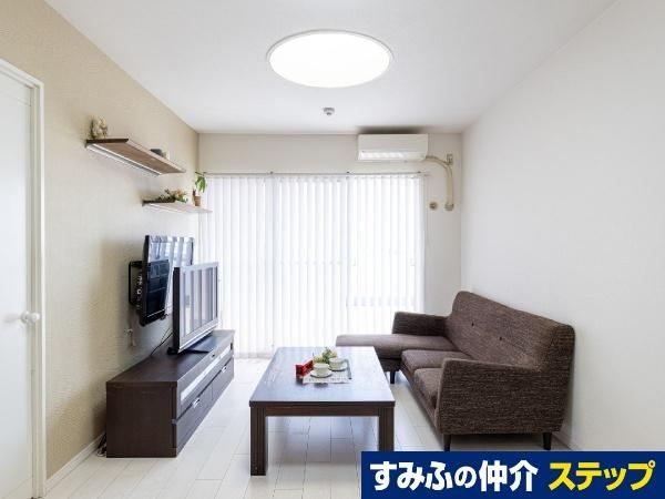 3LDK apartment in Itami, Hyogo - Photo 1