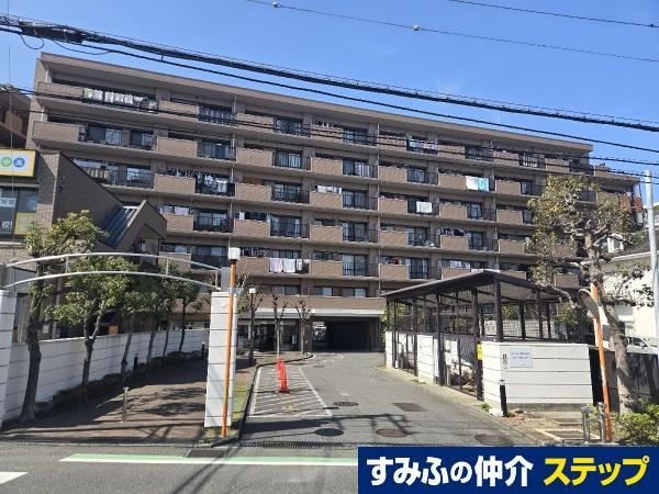 3LDK apartment in Totsuka Ward, Yokohama, Kanagawa - Photo 1