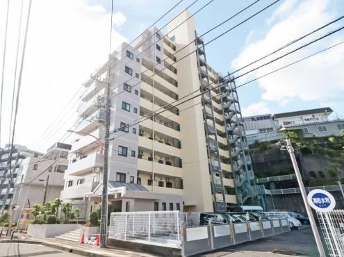 2LDK apartment in Fujisawa, Kanagawa - Photo 1
