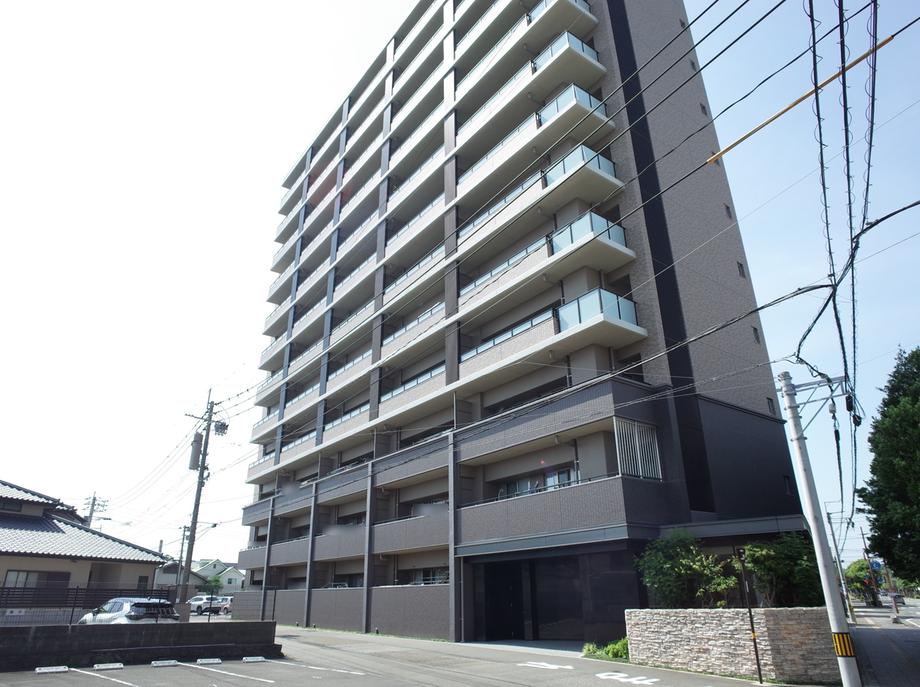 3LDK apartment in Miyazaki, Miyazaki - Photo 1