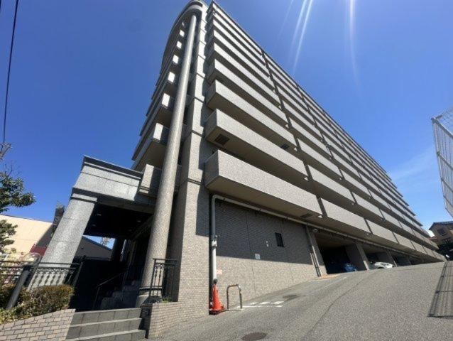 3LDK apartment in Fuchu, Aki District, Hiroshima - Photo 1