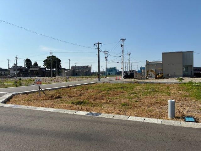 211 m² land in Hakusan, Ishikawa - Photo 1