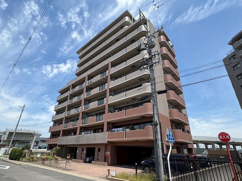 4LDK apartment in Toyota, Aichi - Photo 1