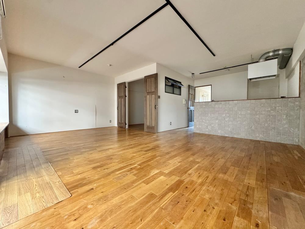 2LDK apartment in Naka Ward, Hiroshima - Photo 1