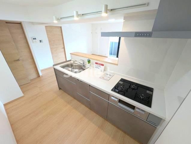 4LDK apartment in Kita Ward, Okayama - Photo 1