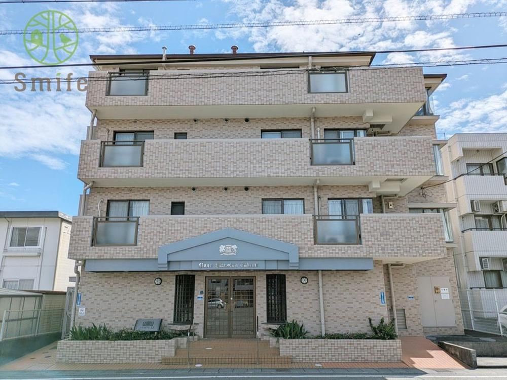 3LDK apartment in Aoi Ward, Shizuoka - Photo 1