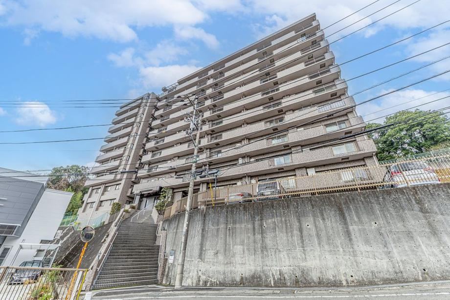3LDK apartment in Zama, Kanagawa - Photo 1