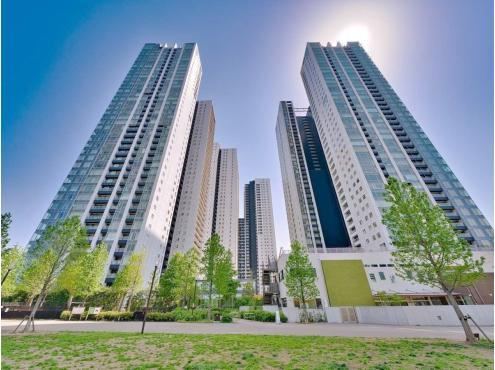 1LDK apartment in Minato Ward, Tokyo - Photo 1
