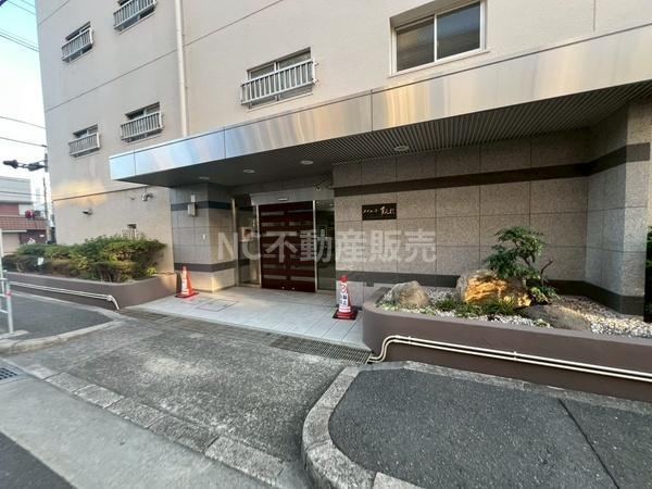 3LDK apartment in Joto Ward, Osaka - Photo 1