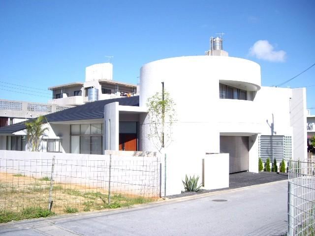 5LDK house in Okinawa, Okinawa - Photo 1