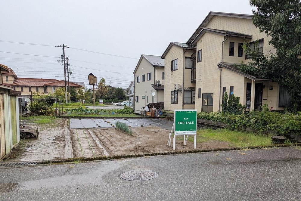 254 m² land in Kanazawa, Ishikawa - Photo 1