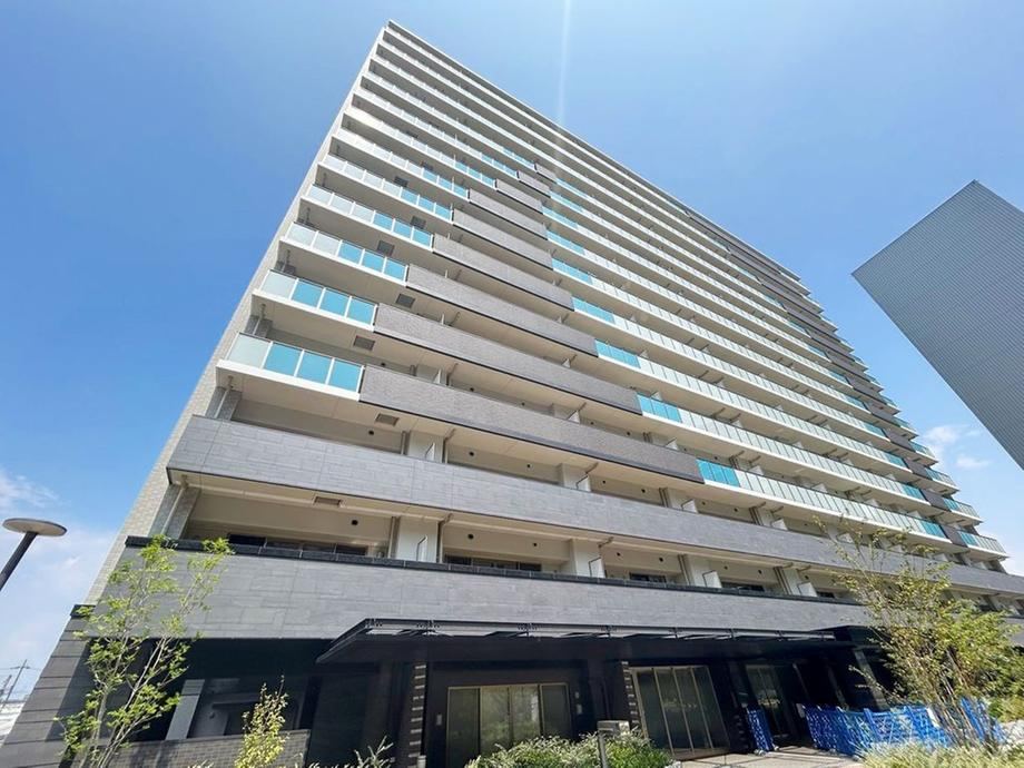 3LDK apartment in Konohana Ward, Osaka - Photo 1