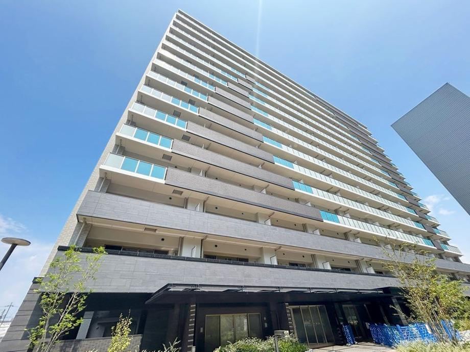 3LDK apartment in Konohana Ward, Osaka - Photo 1