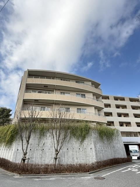 4LDK apartment in Aoba Ward, Yokohama, Kanagawa - Photo 1