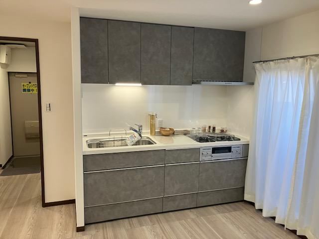 3LDK apartment in Totsuka Ward, Yokohama, Kanagawa - Photo 1
