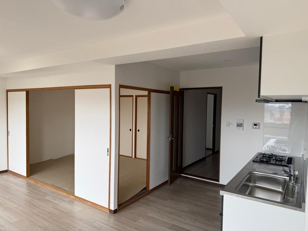 2LDK apartment in Kurashiki, Okayama - Photo 1