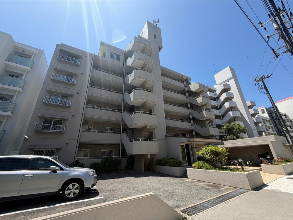 1LDK apartment in Tarumi Ward, Kobe, Hyogo - Photo 1