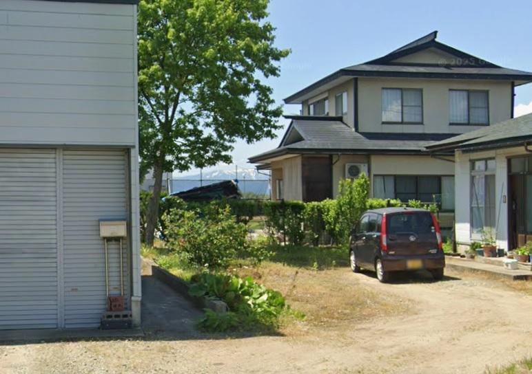 6LDK house in Takahata, Higashiokitama District, Yamagata - Photo 1