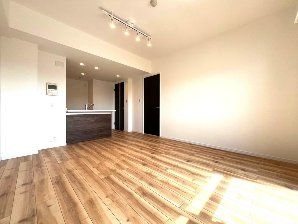 2LDK apartment in Minami Ward, Yokohama, Kanagawa - Photo 1