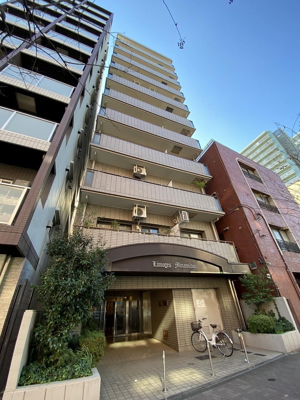 3LDK apartment in Nakano Ward, Tokyo - Photo 1