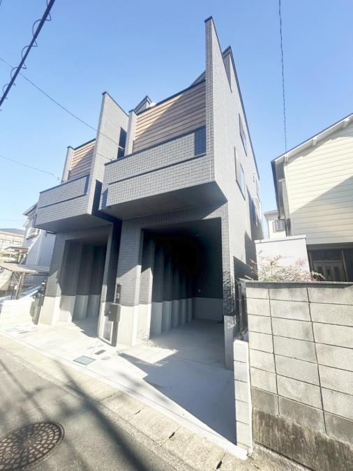 3LDK house in Asao Ward, Kawasaki, Kanagawa - Photo 1