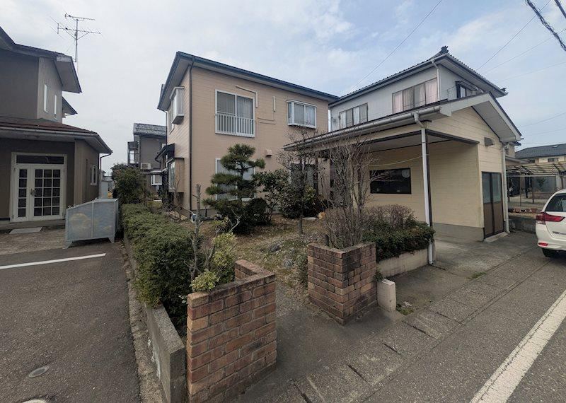 4LDK house in Kashiwazaki, Niigata - Photo 1