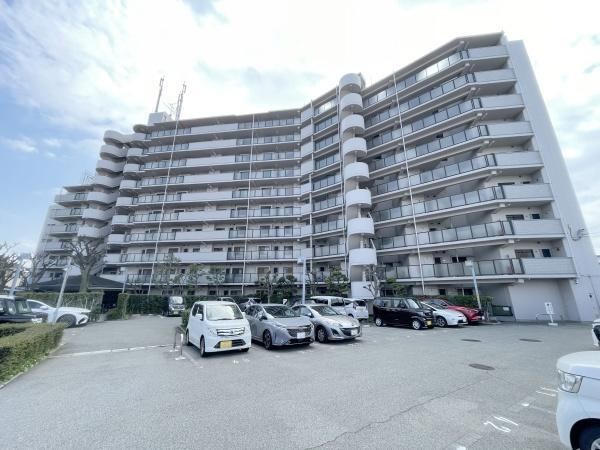3LDK apartment in Higashi Ward, Sakai, Osaka - Photo 1