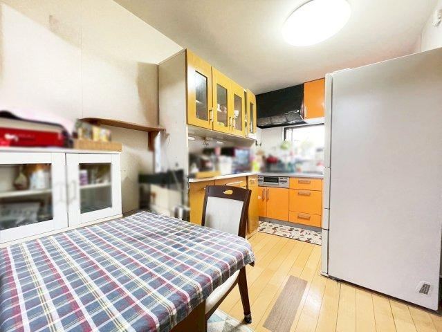 2LDK house in Yao, Osaka - Photo 1