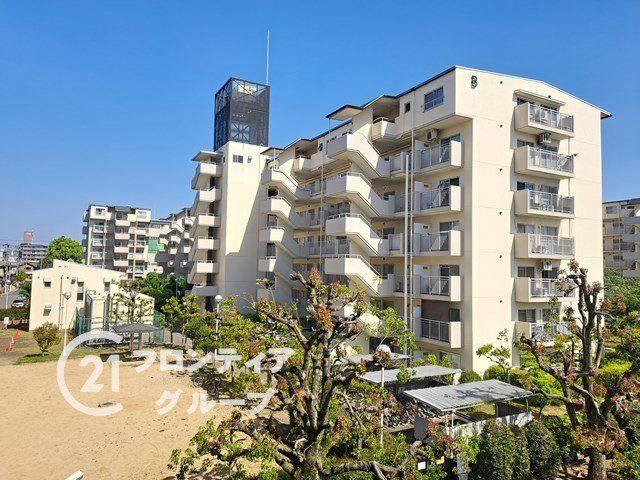 3LDK apartment in Yamatotakada, Nara - Photo 1