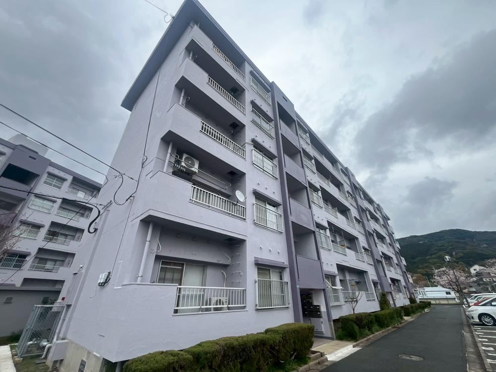 3DK apartment in Yahatanishi Ward, Kitakyushu, Fukuoka - Photo 1