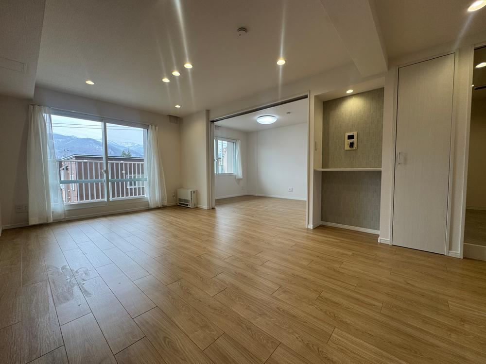 3LDK apartment in Teine Ward, Sapporo, Hokkaido - Photo 1