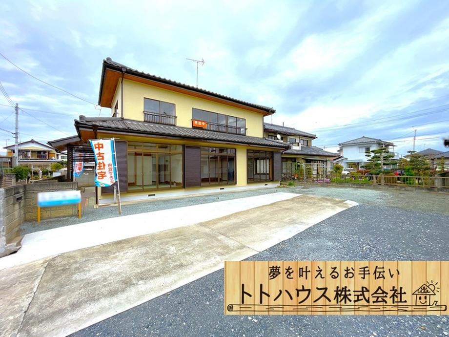 6LDK house in Ota, Gunma - Photo 1