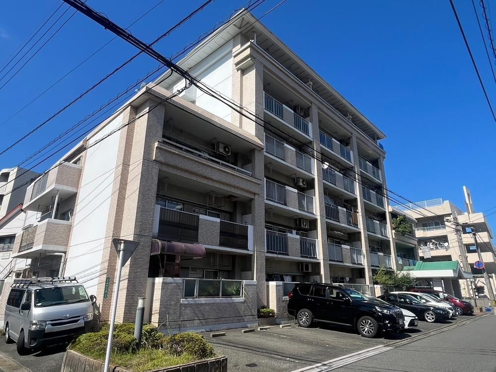 3LDK apartment in Kokurakita Ward, Kitakyushu, Fukuoka - Photo 1