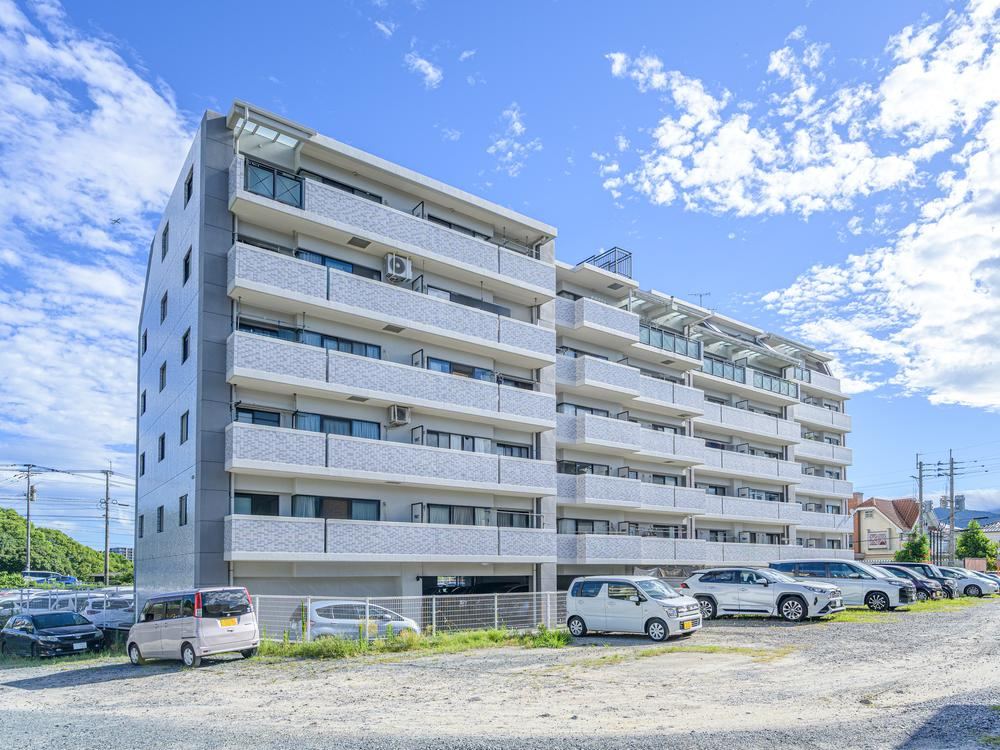3LDK apartment in Onojo, Fukuoka - Photo 1