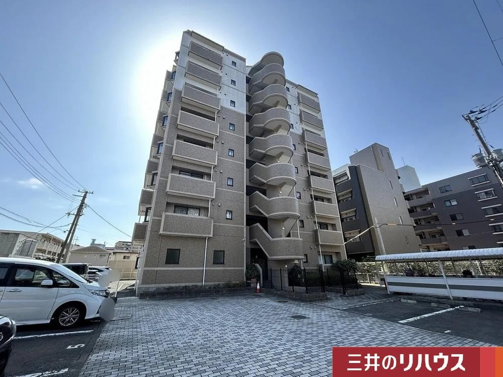 3LDK+S apartment in Aoba Ward, Sendai, Miyagi - Photo 1