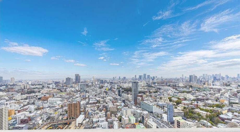 3LDK apartment in Minato Ward, Tokyo - Photo 1