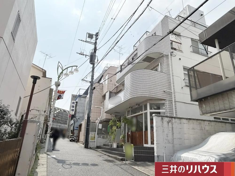 1LDK apartment in Setagaya Ward, Tokyo - Photo 1