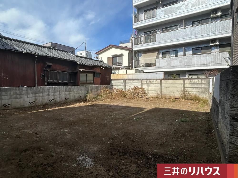 140 m² land in Mitaka, Tokyo - Photo 1