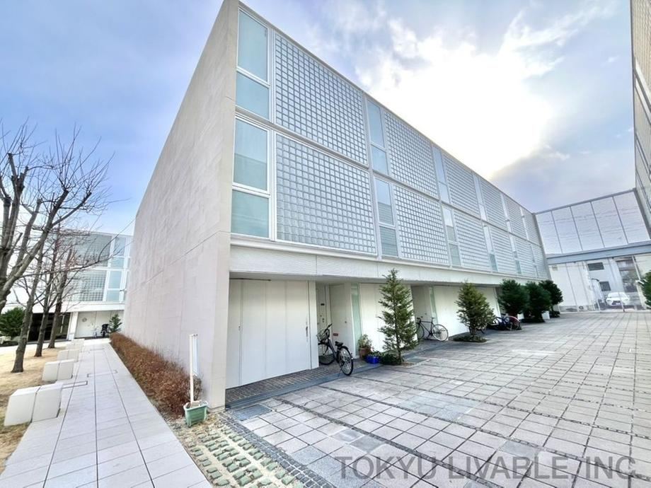 3LDK+S apartment in Ashiya, Hyogo - Photo 1