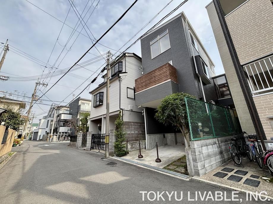 3LDK+S house in Ikeda, Osaka - Photo 1