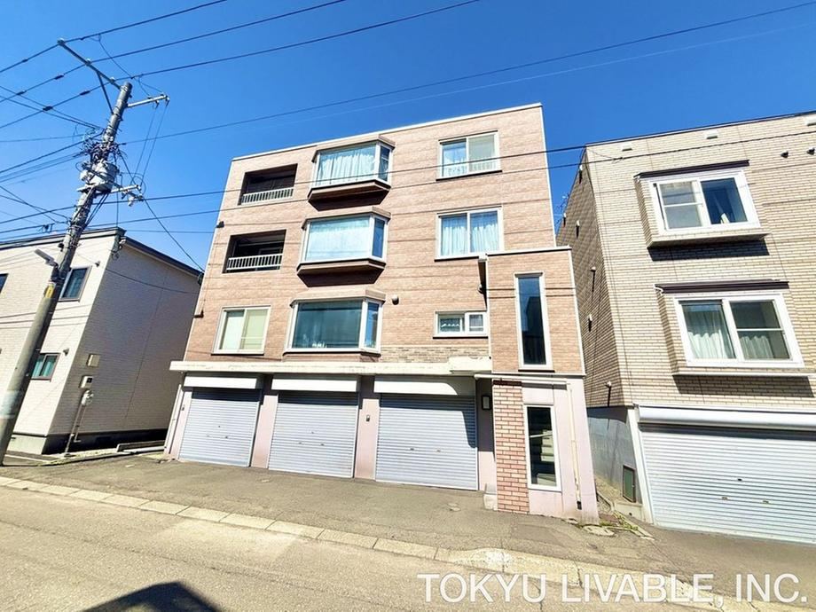 6LDK house in Toyohira Ward, Sapporo, Hokkaido - Photo 1
