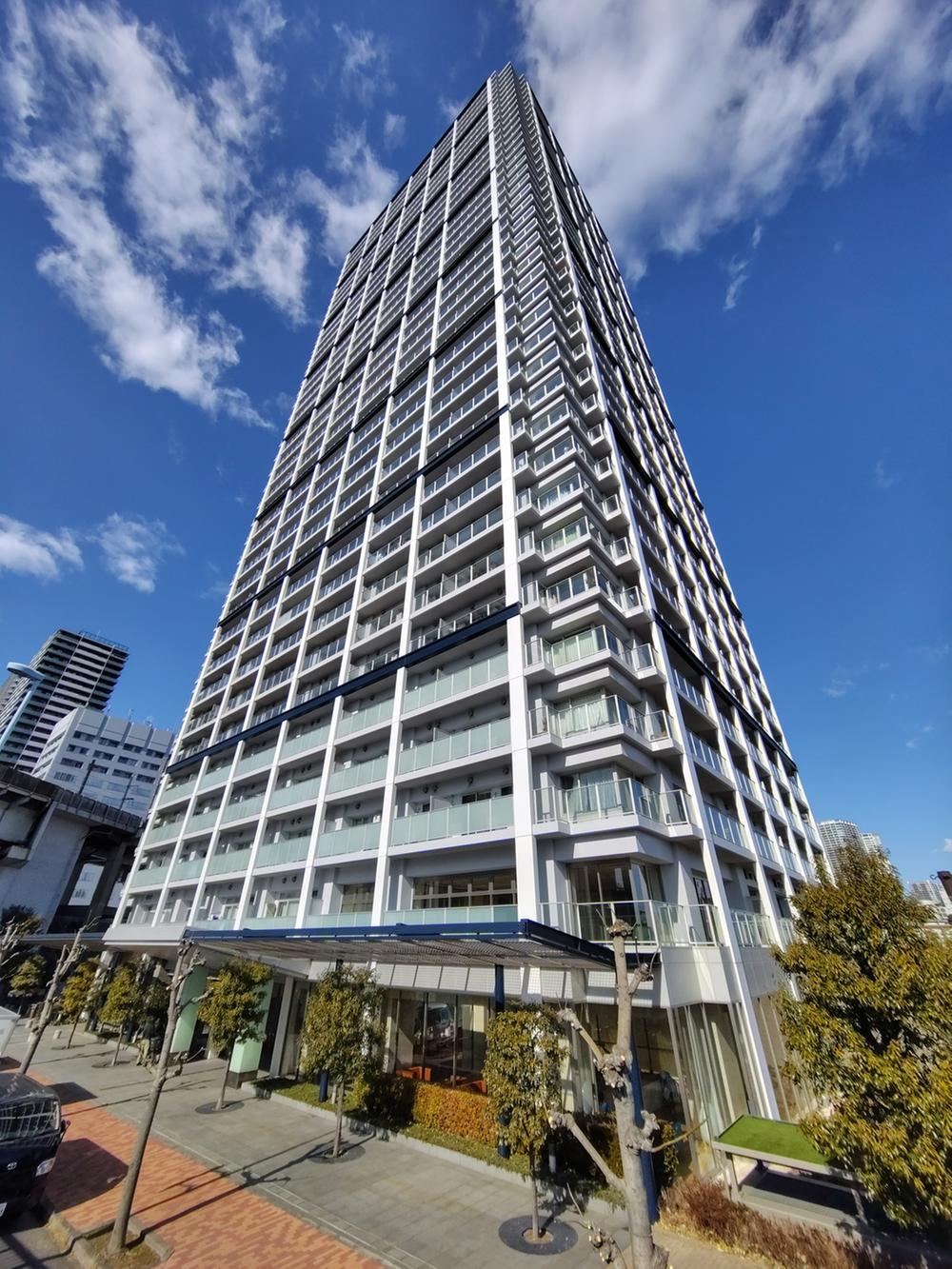 1LDK apartment in Minato Ward, Tokyo - Photo 1