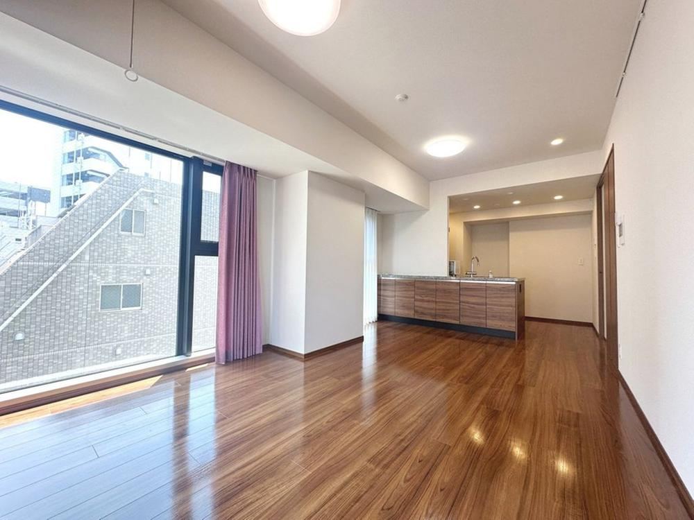 2LDK apartment in Bunkyo Ward, Tokyo - Photo 1