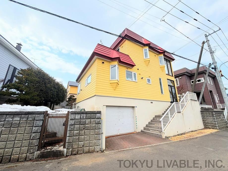 4LDK+S house in Kitahiroshima, Hokkaido - Photo 1